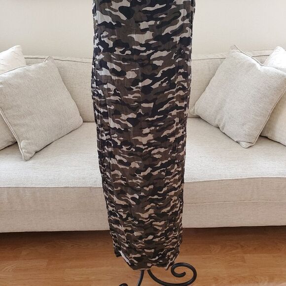 Topshop Camo Slip Dress - size 8 in Green - Picture 8 of 16